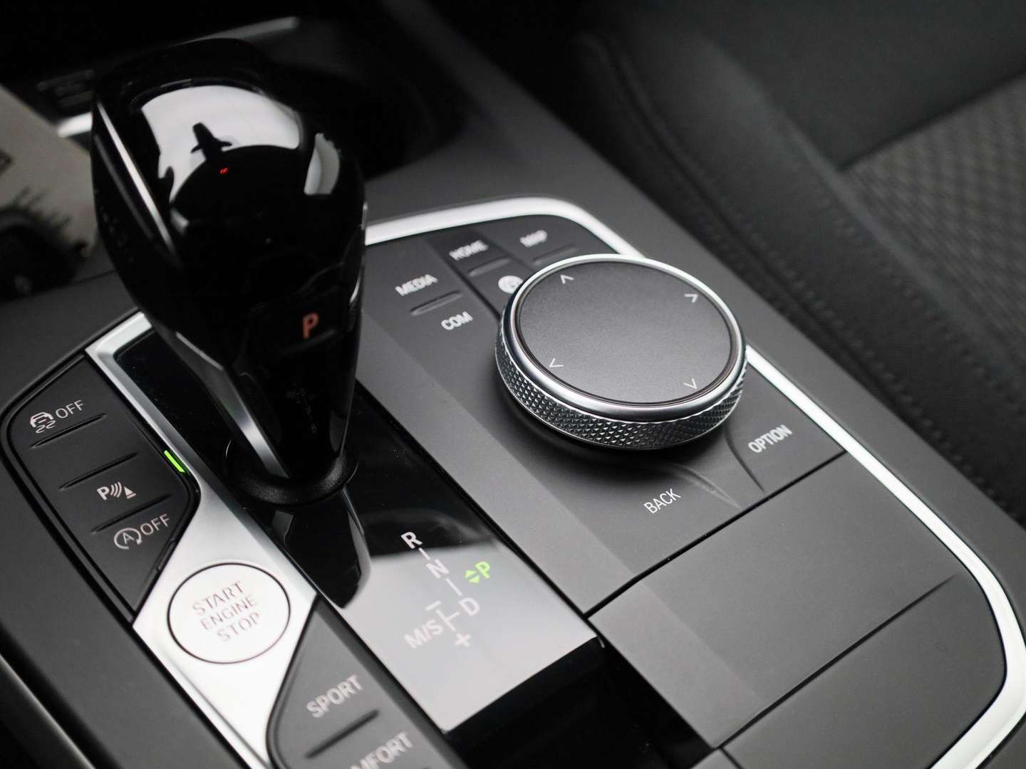 BMW Série 1 Hatch 116i - 2023 - Joinsteer - #17