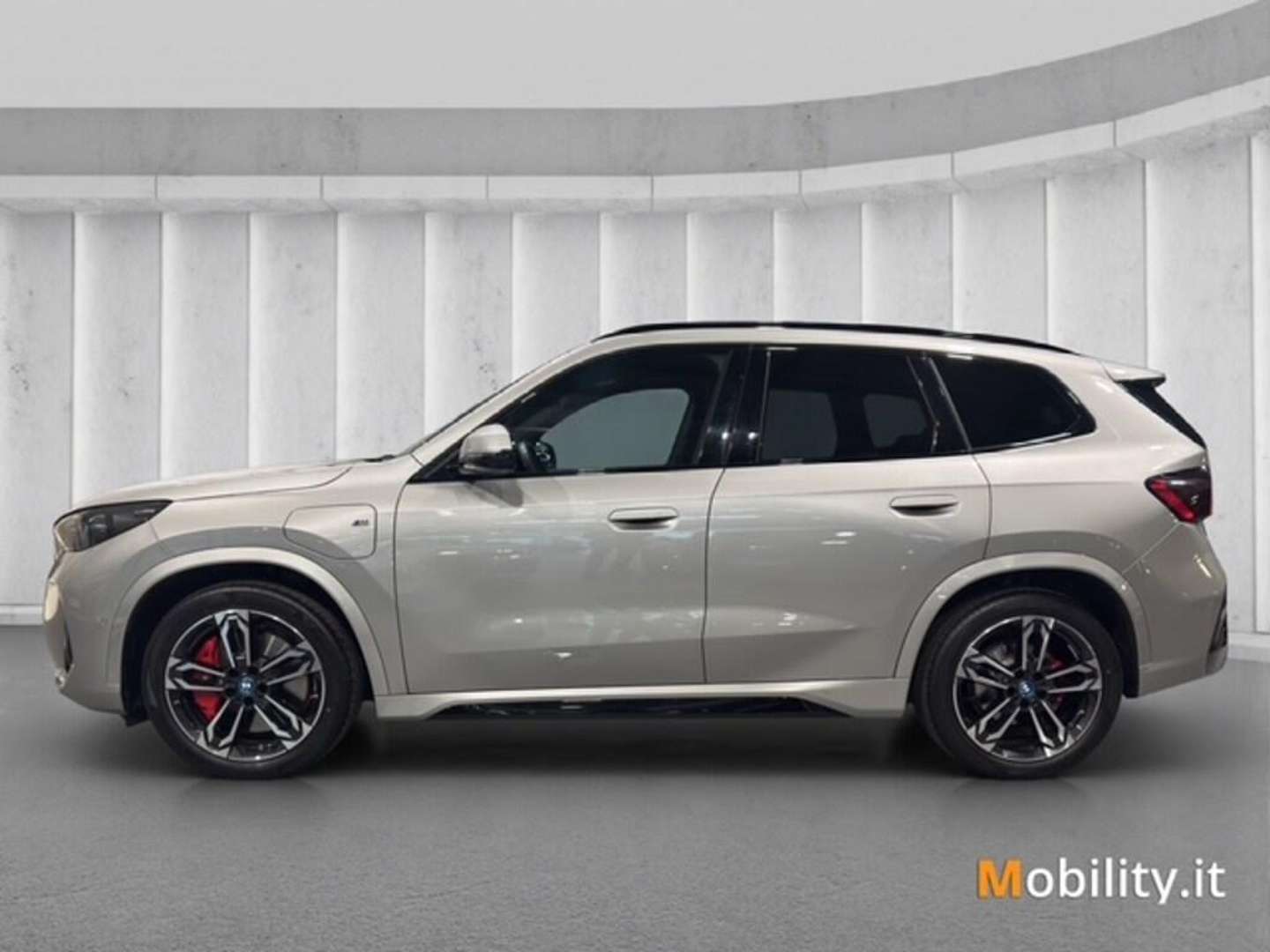BMW X1 M Sport 25e XDrive - 2025 - Joinsteer - #5