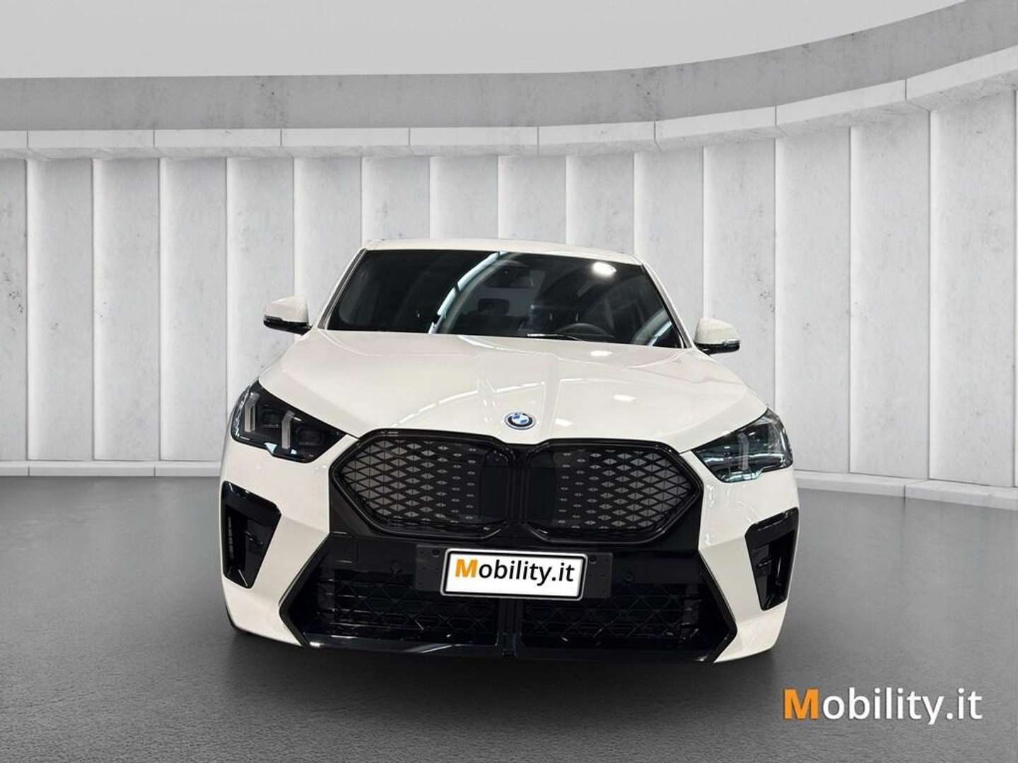 BMW IX2 M Sport EDrive20 - 2025 - Joinsteer - #3