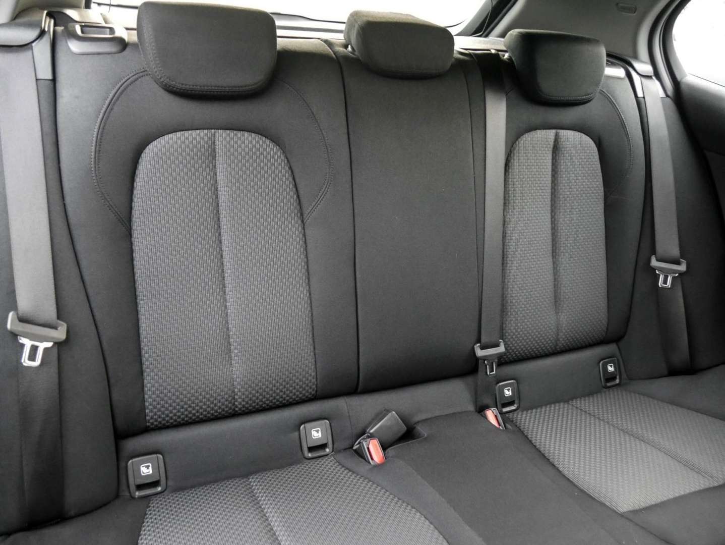 BMW 118i Advantage - 2022 - Joinsteer - #3