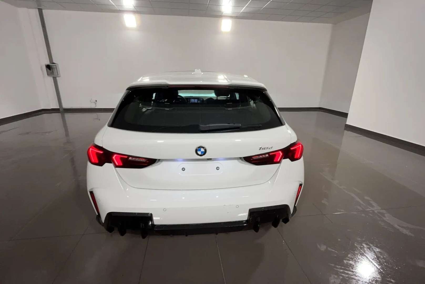 BMW 120i M Sport 120i - 2025 - Joinsteer - #3