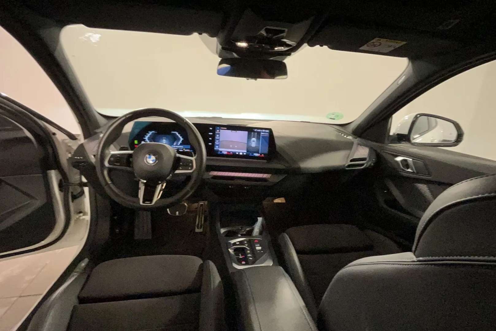 BMW 120i M Sport 120i - 2025 - Joinsteer - #12