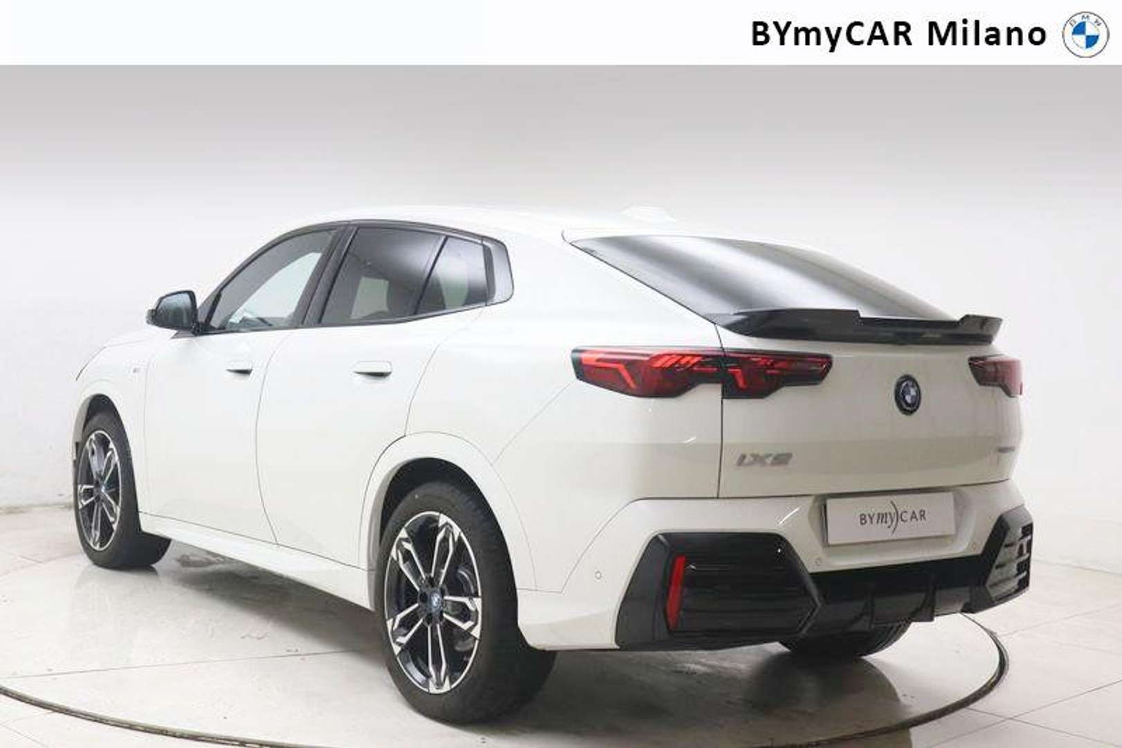 BMW IX2 M Sport EDrive20 - 2025 - Joinsteer - #14