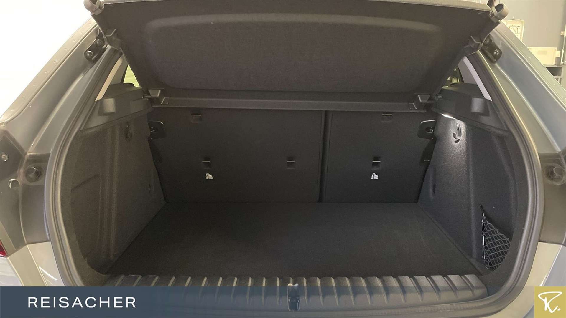 BMW 118i Advantage - 2024 - Joinsteer - #10