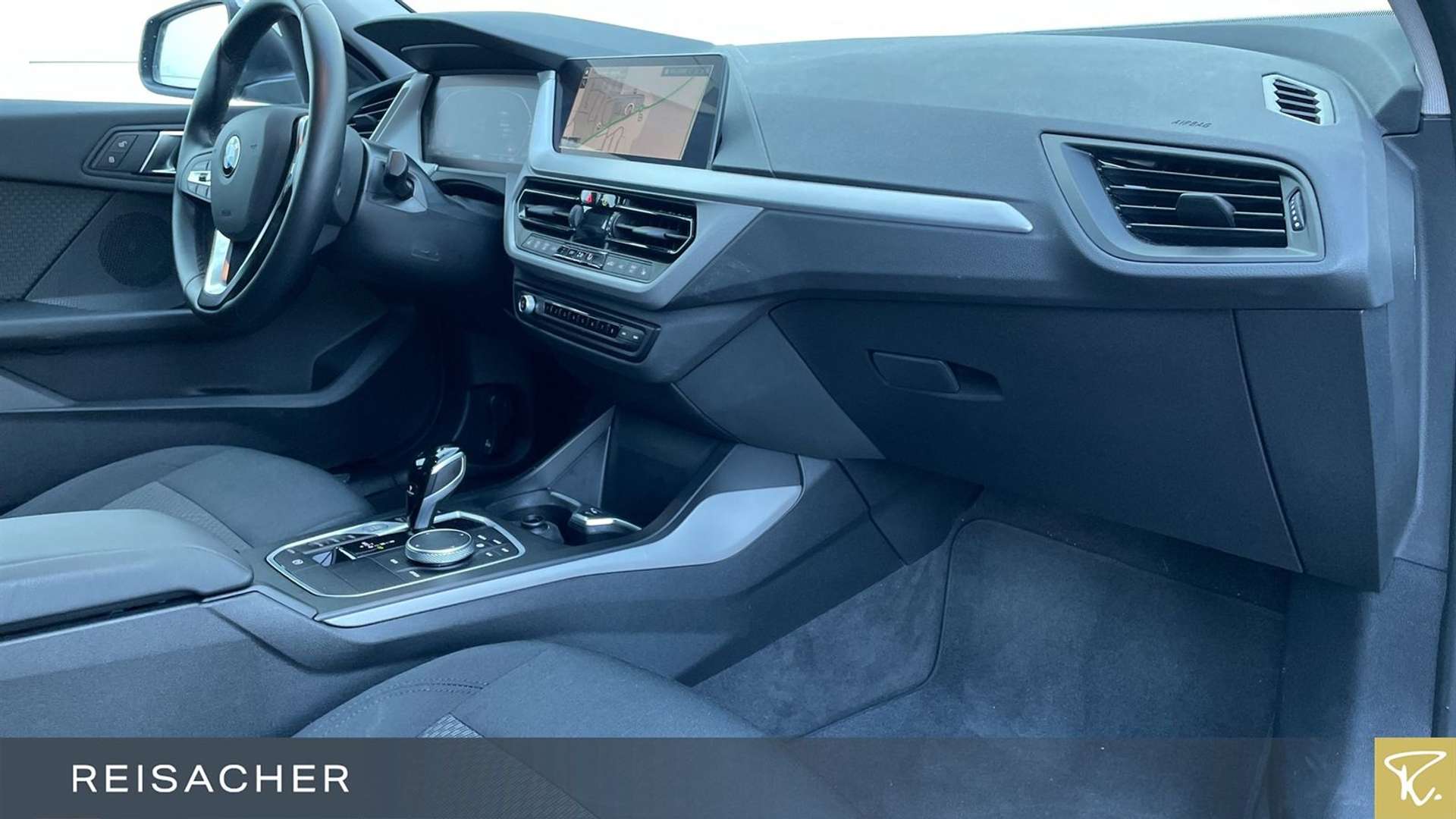 BMW 118i Advantage - 2024 - Joinsteer - #13