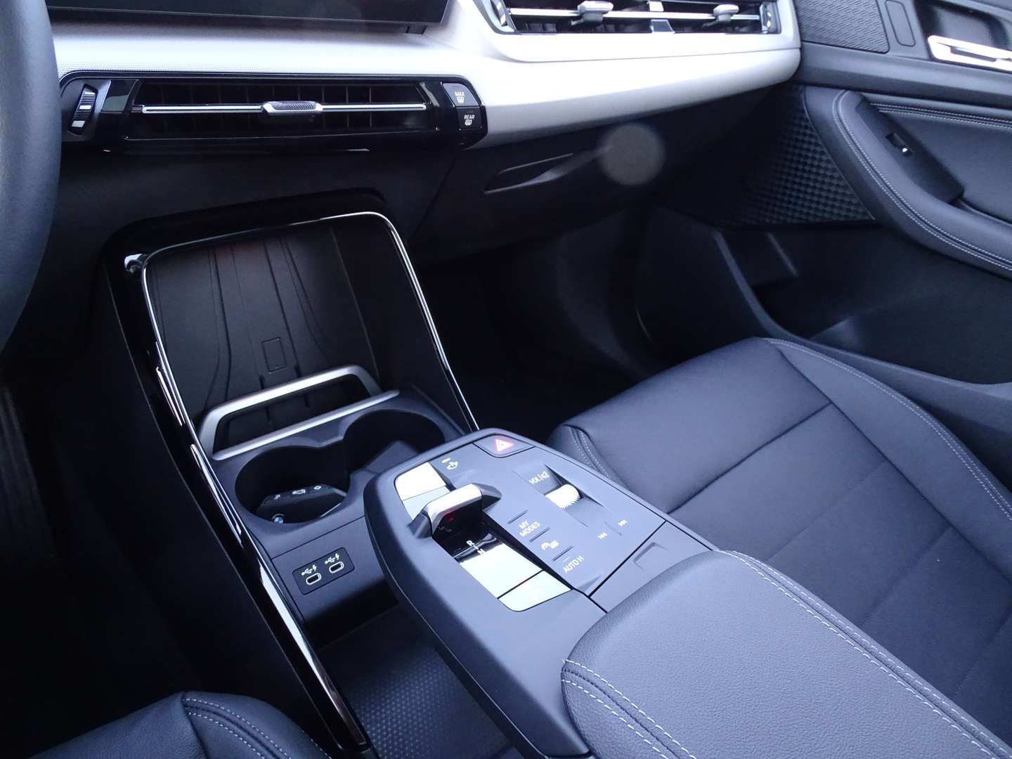 BMW 225e XDrive Active Tourer Luxury Line - 2023 - Joinsteer - #11