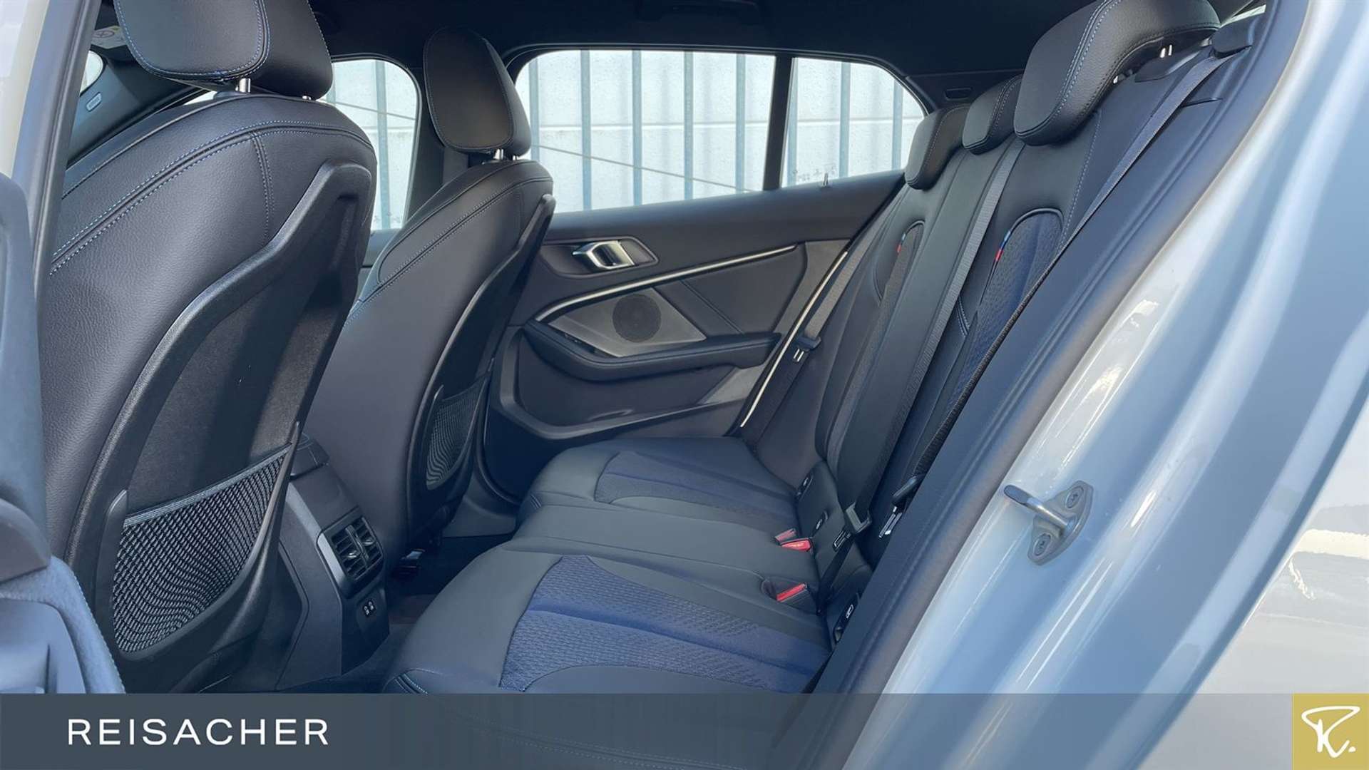 BMW 118i M Sport I - 2023 - Joinsteer - #8