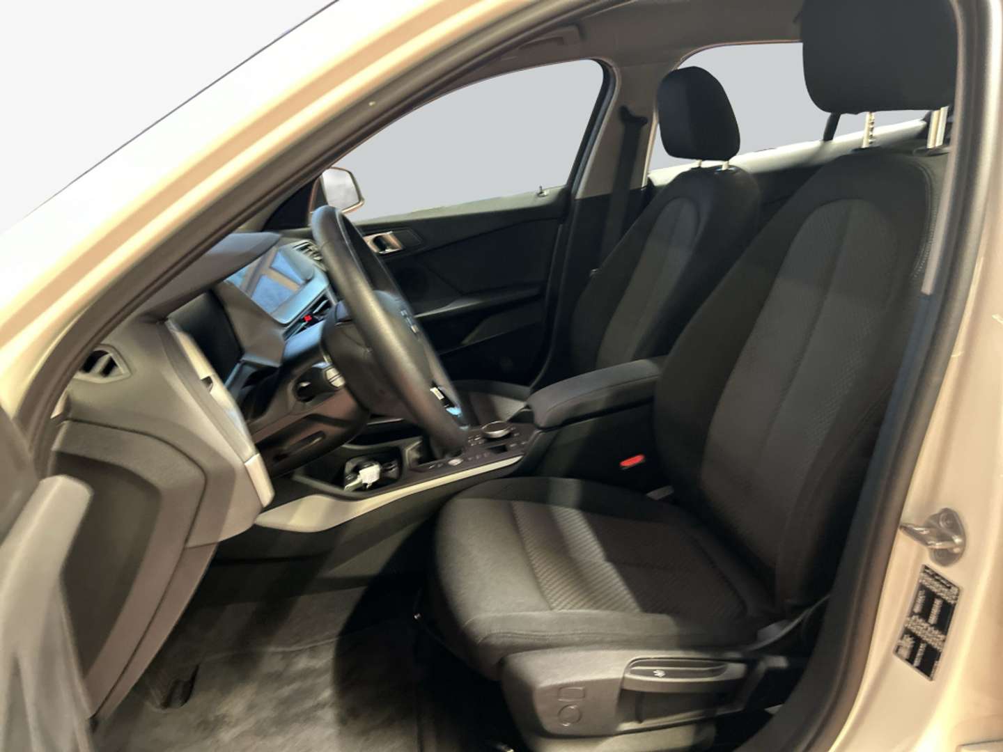 BMW 118i Advantage - 2023 - Joinsteer - #10