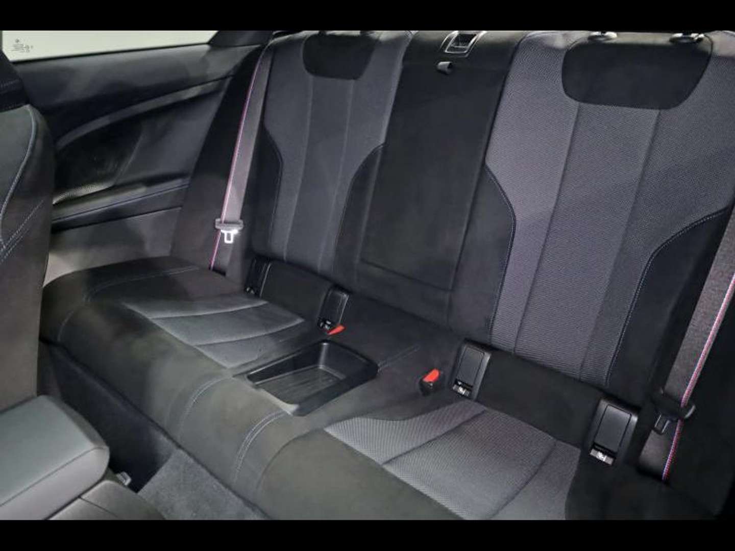 BMW 218i Coupé M Sport - 2025 - Joinsteer - #8