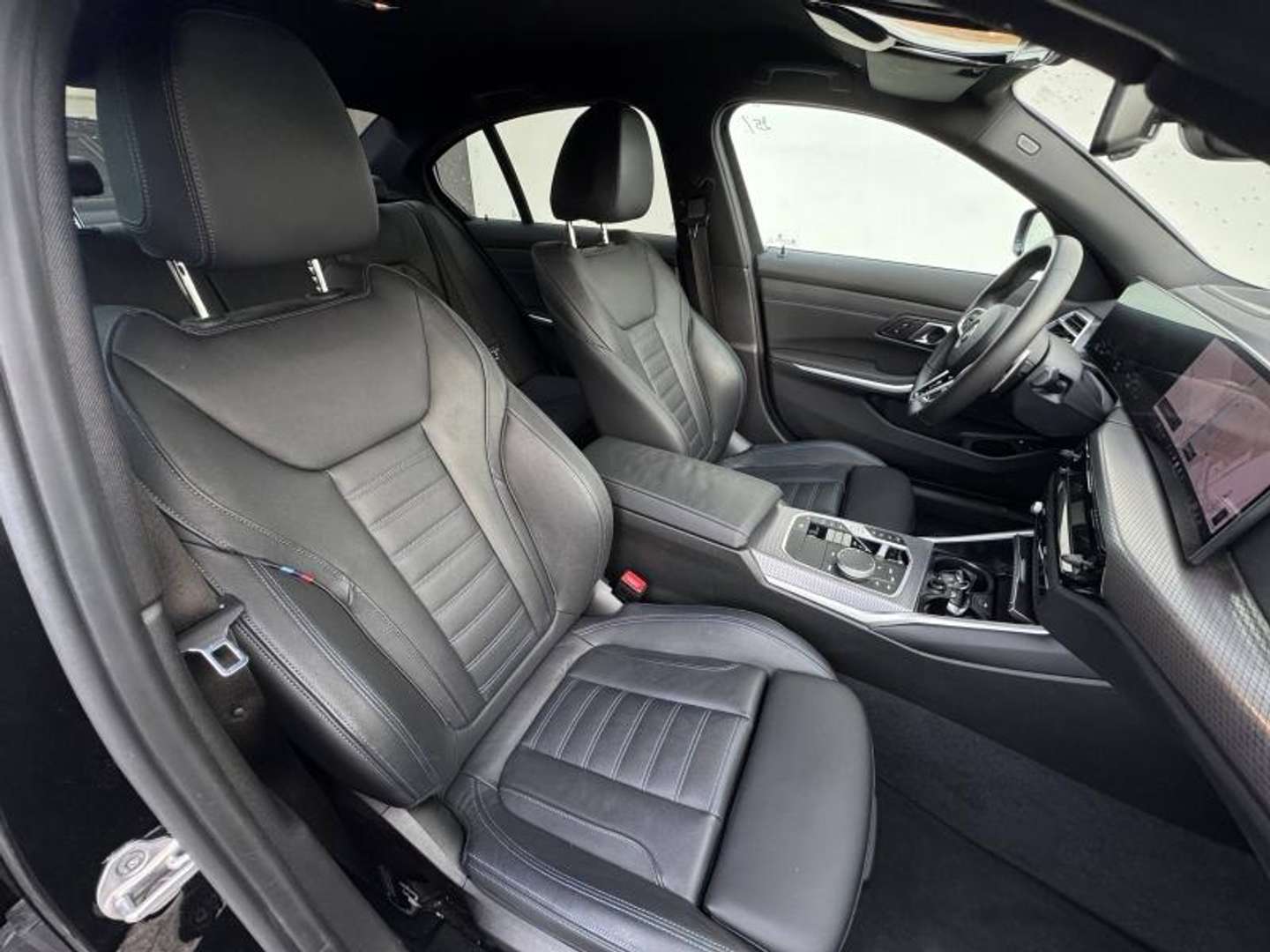 BMW 330e M Sport 330e - 2025 - Joinsteer - #10