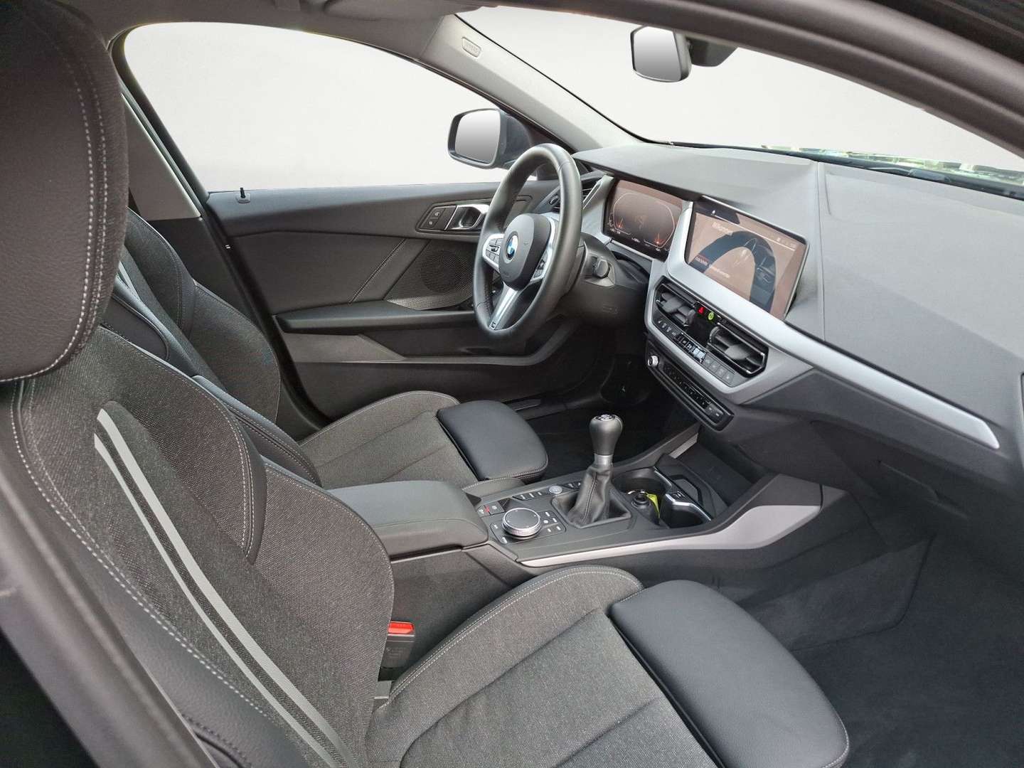 BMW 118i Advantage - 2024 - Joinsteer - #7