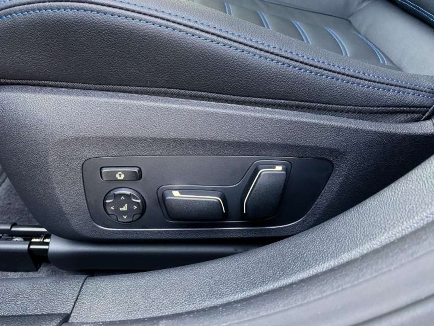 BMW M6 M Performance M60 XDrive - 2025 - Joinsteer - #19