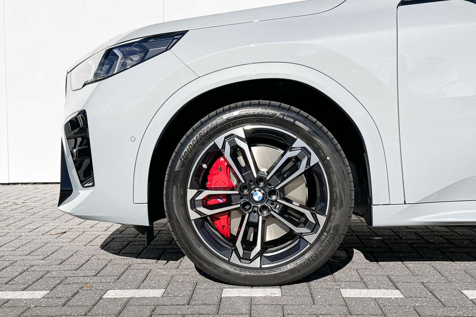 BMW IX2 M Sport EDrive20 - 2025 - Joinsteer - #3