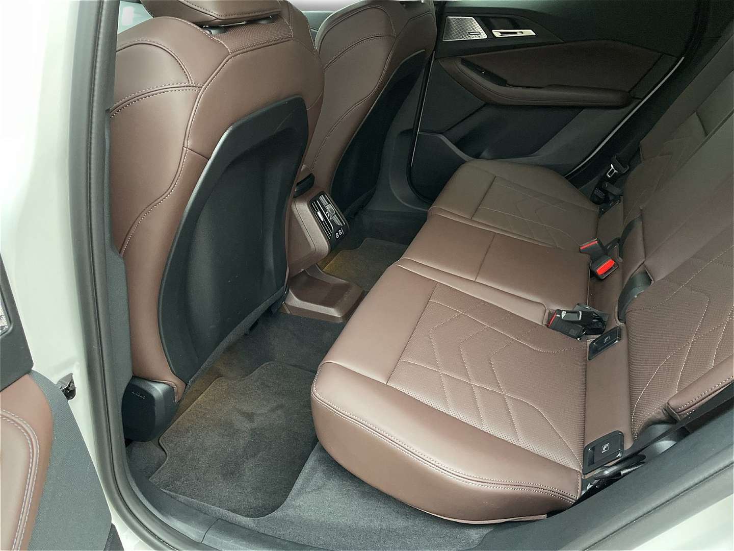 BMW 218i Active Tourer M Sport 218i - 2025 - Joinsteer - #11