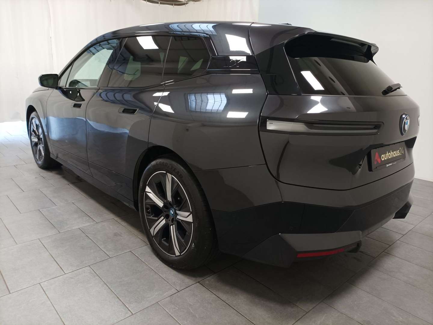 BMW IX Sport XDrive40 - 2023 - Joinsteer - #3