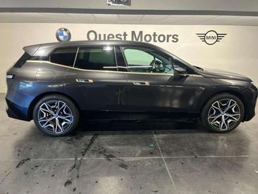 BMW IX XDrive40 — photo 3