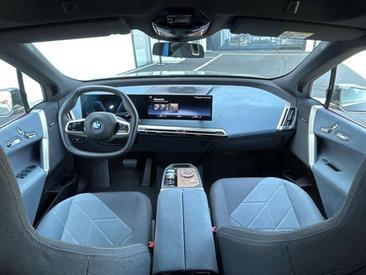 BMW IX XDrive40 — photo 12