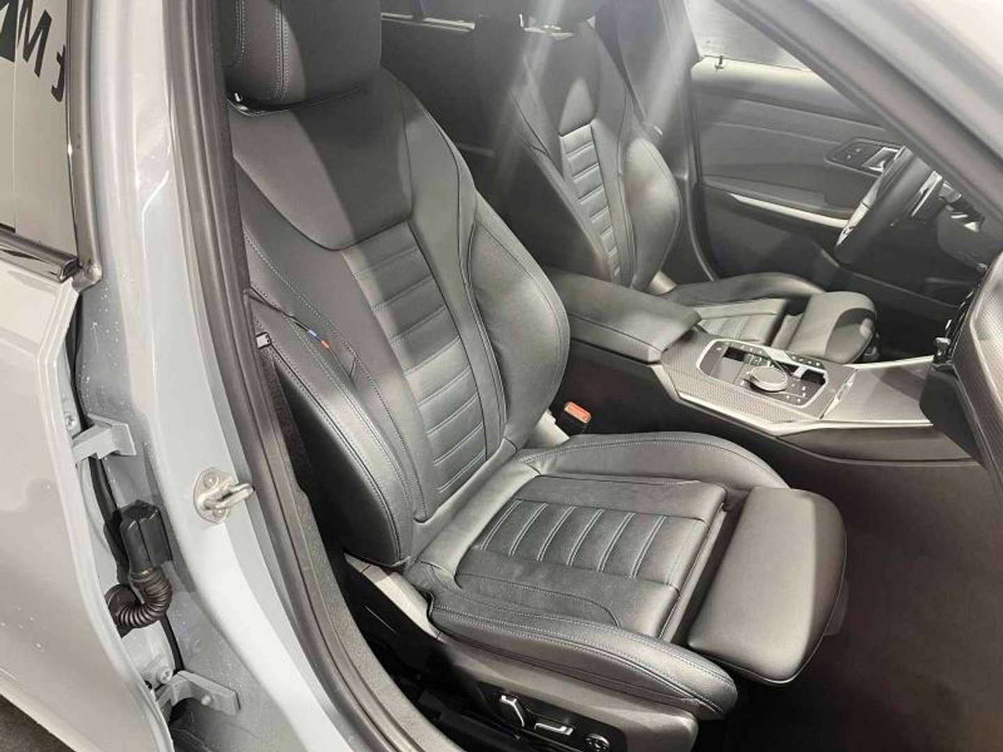 BMW 330e M Sport 330e - 2025 - Joinsteer - #9