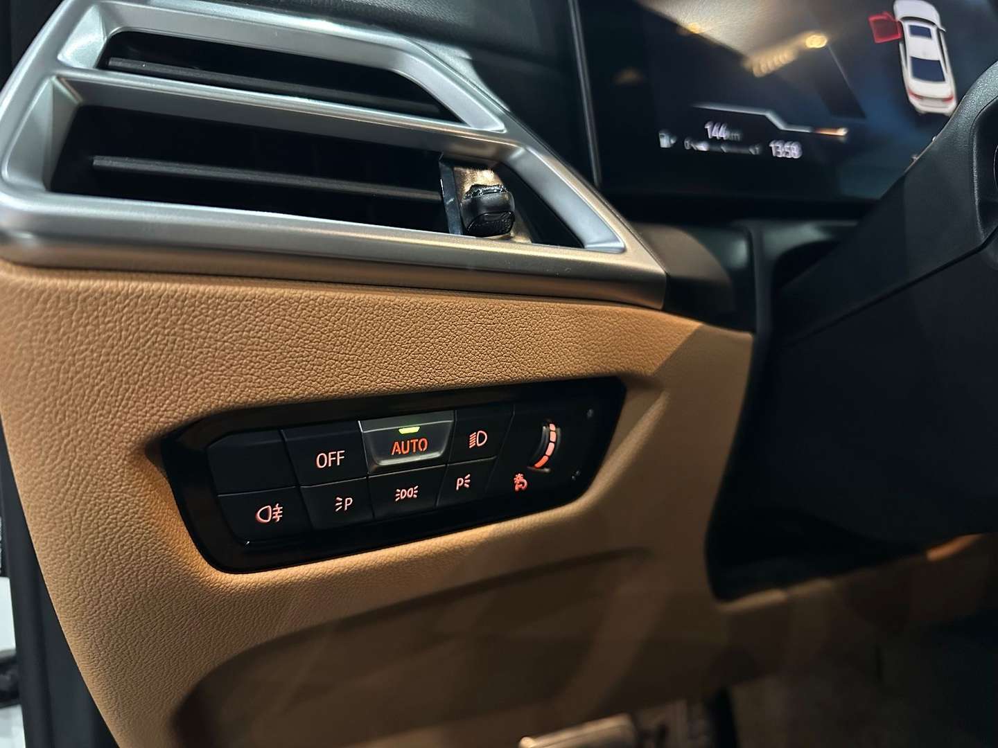 BMW 318d M Sport 318d - 2024 - Joinsteer - #28