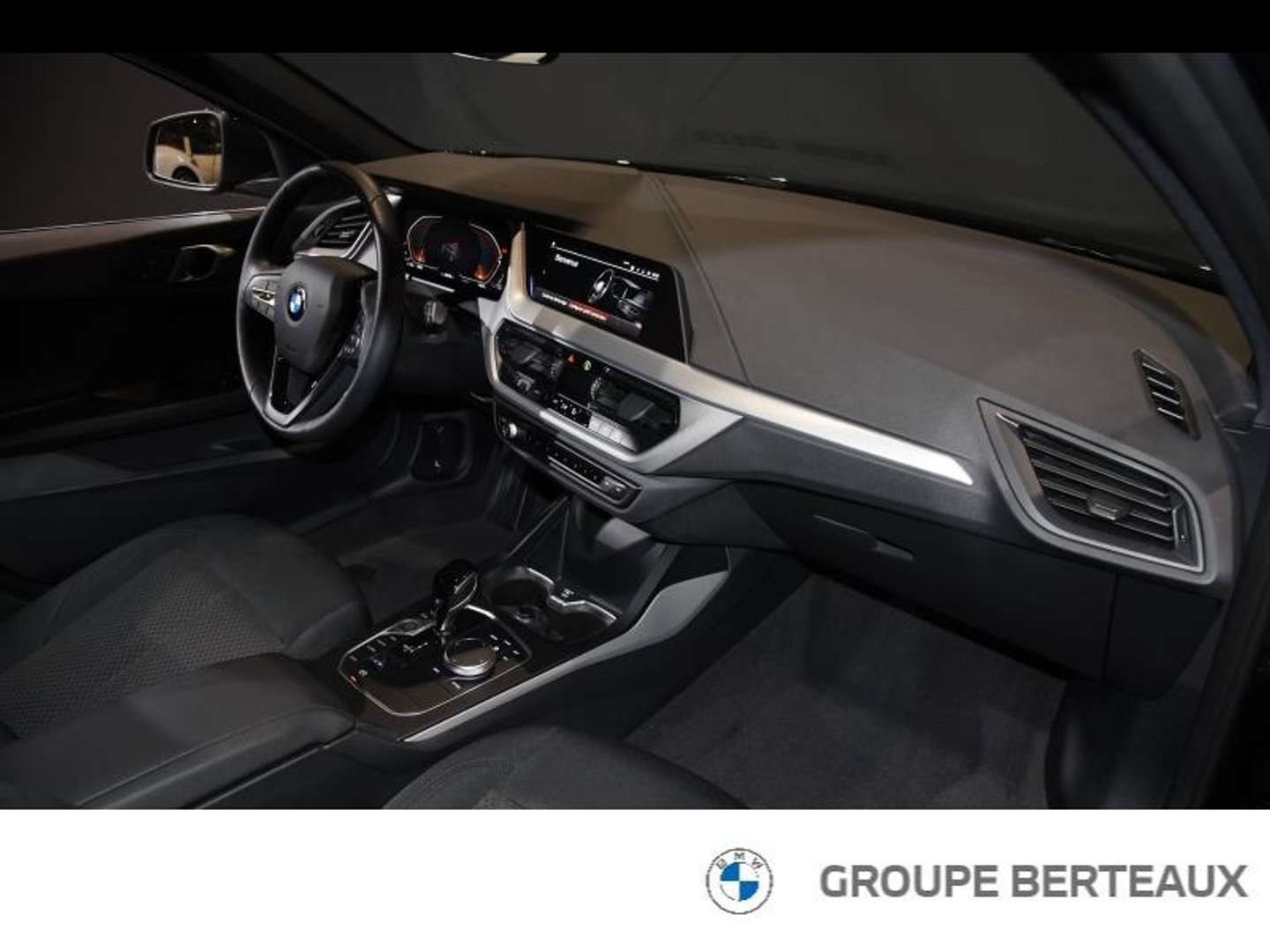 BMW 116 Business 116d - 2022 - Joinsteer - #15