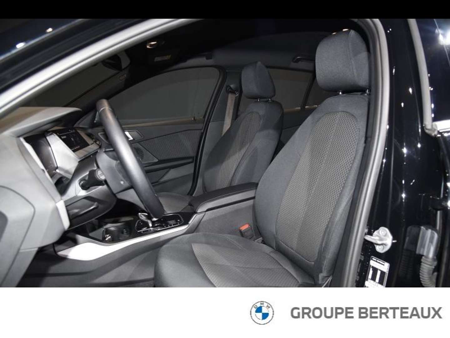 BMW 116 Business 116d - 2022 - Joinsteer - #16