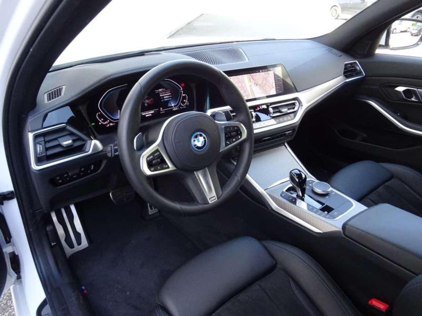 BMW 330e M Sport 330e XDrive - 2022 - Joinsteer - #4