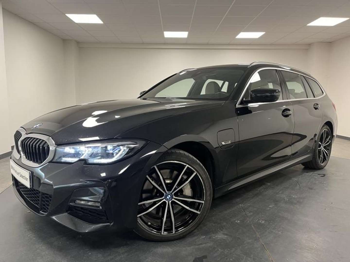 BMW 330e M Sport 330e XDrive - 2022 - Joinsteer - #1