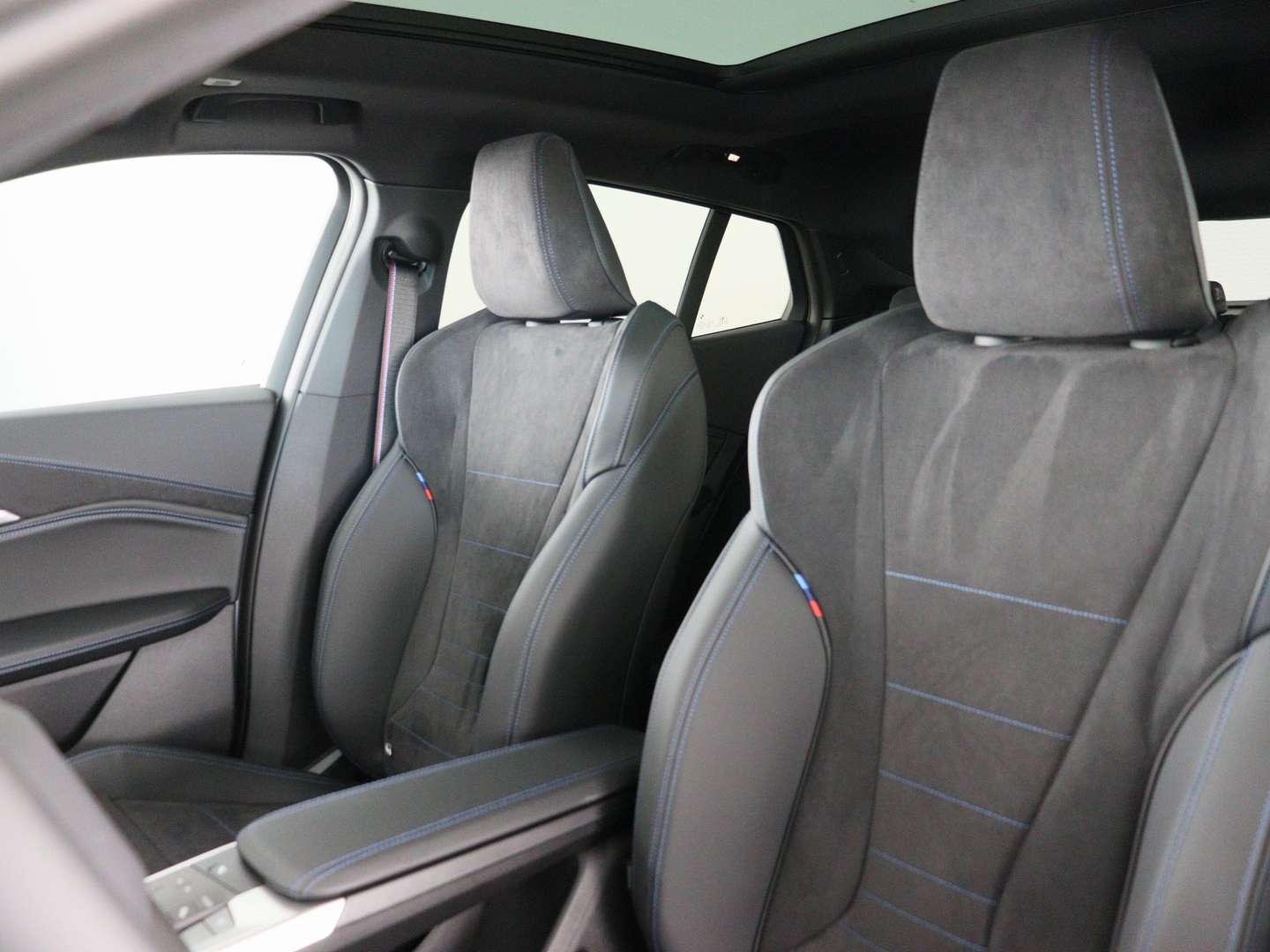 BMW IX2 M Sport EDrive20 - 2025 - Joinsteer - #24