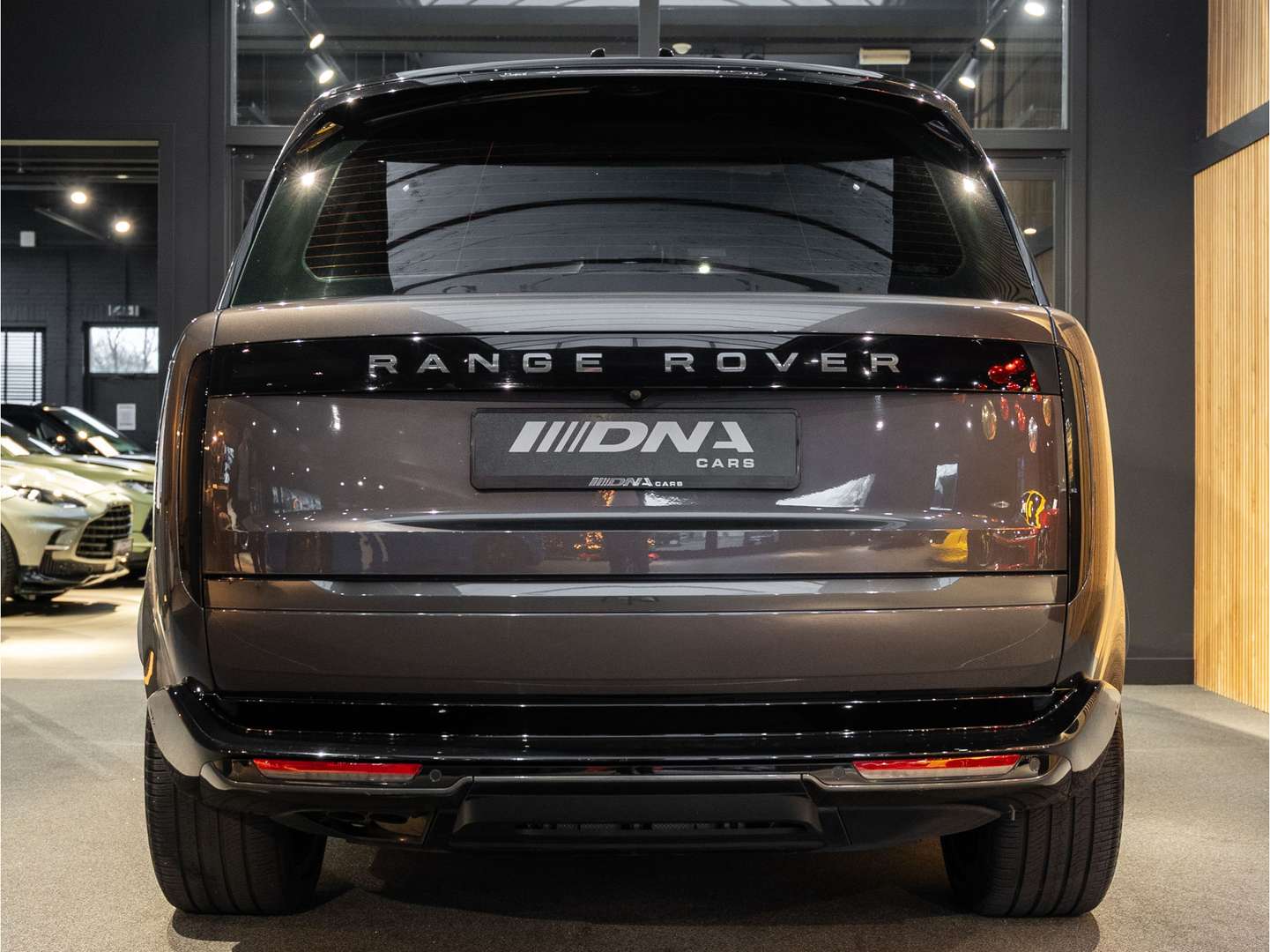 Land Rover Range Rover D350 Autobiography - 2023 - Joinsteer - #4