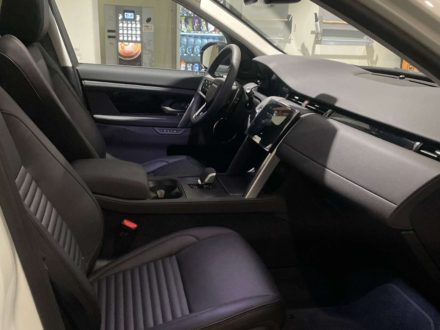 Land Rover Discovery Sport 2.0D TD4 MHEV S AWD Auto 163 - 2024 - Joinsteer - #6