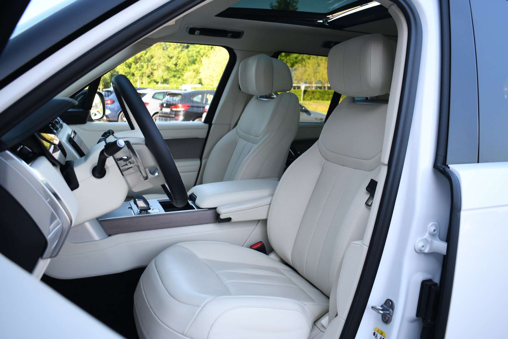 Land Rover Range Rover P550e Autobiography - 2024 - Joinsteer - #3