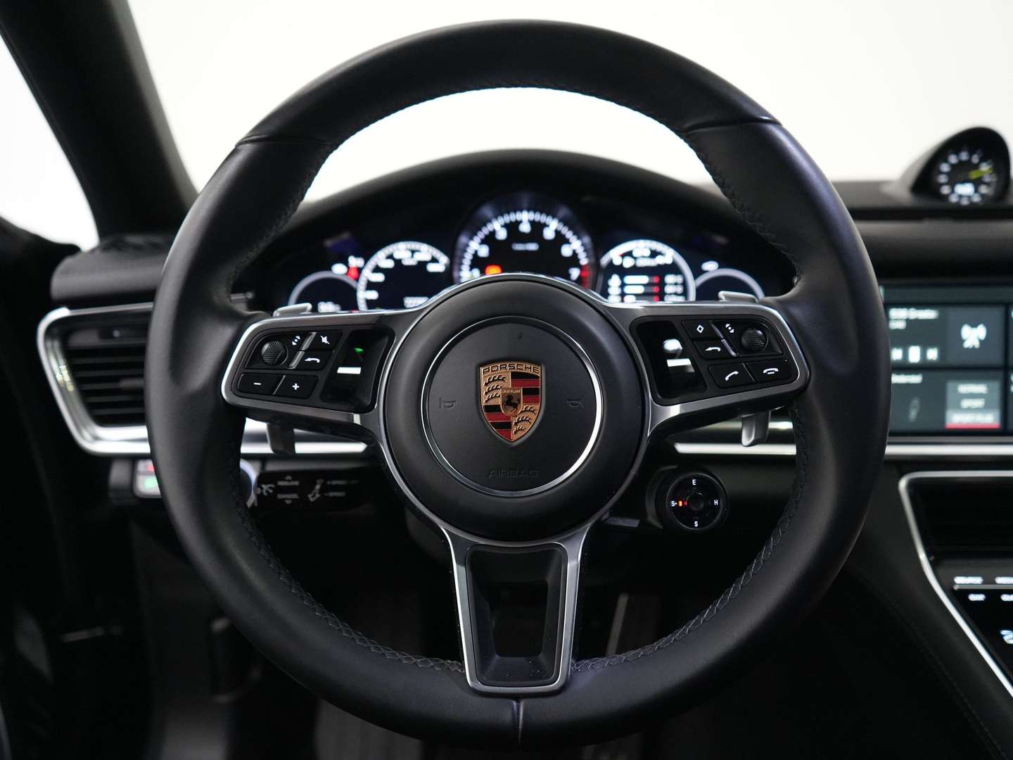 Porsche Panamera II 4 E-Hybrid - 2018 - Joinsteer - #4