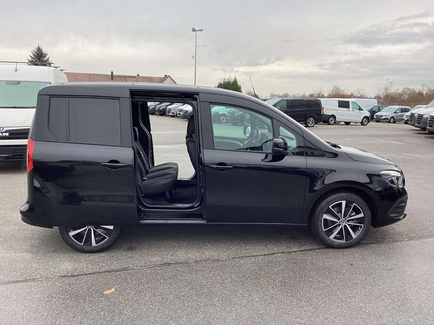 Mercedes Classe T 180 PROGRESSIVE - 2025 - Joinsteer - #11