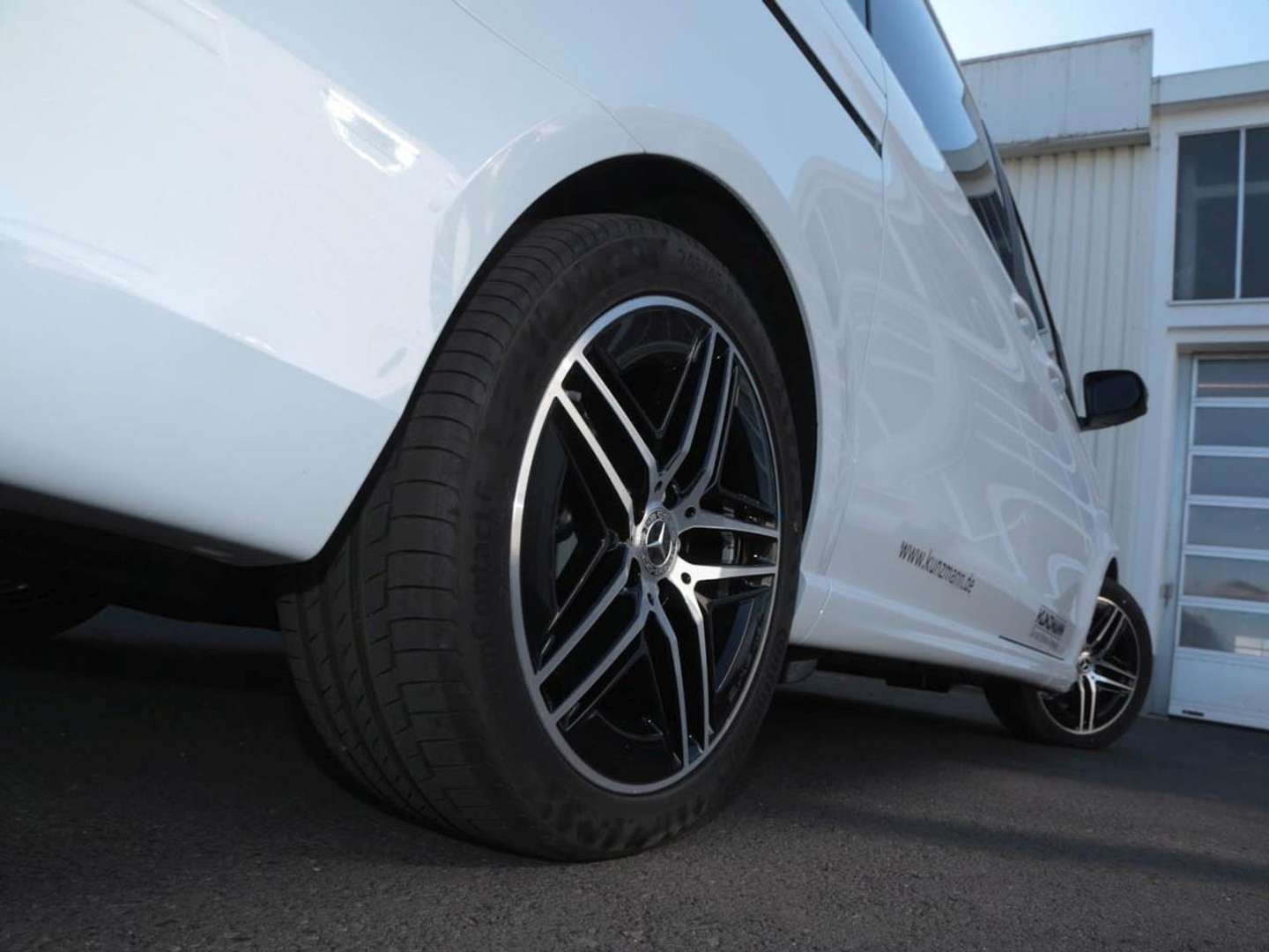 Mercedes V 300 300 AMG Line - 2025 - Joinsteer - #4