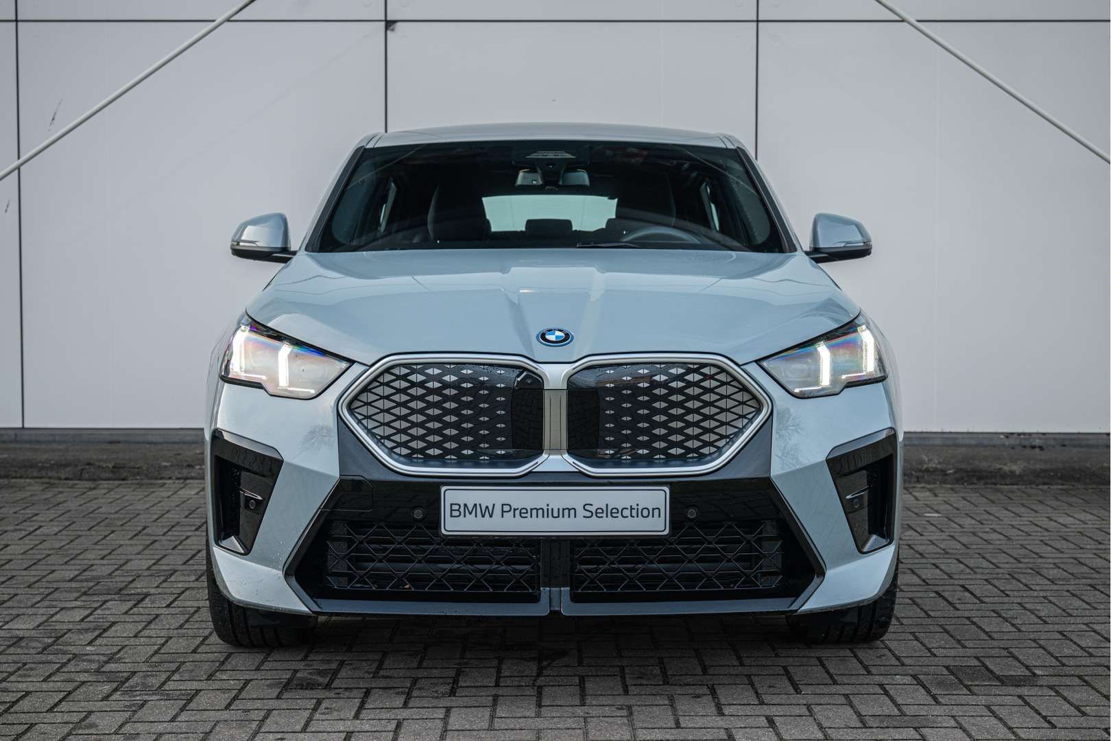 BMW IX2 M Sport EDrive20 - 2025 - Joinsteer - #8