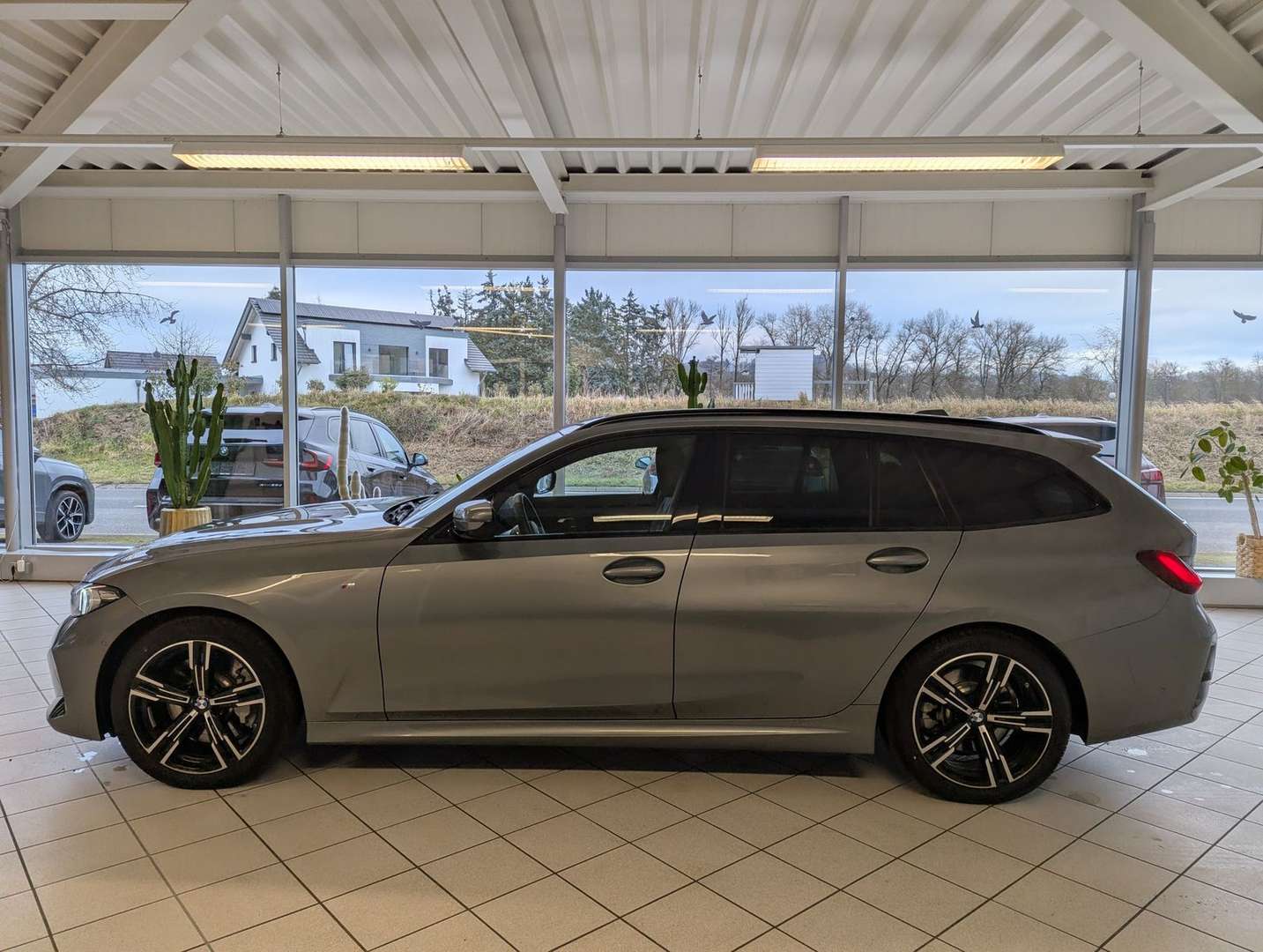 BMW 330d M Sport 330d - 2025 - Joinsteer - #3