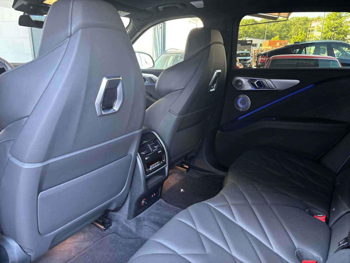 BMW XM Iconic Glow - 2025 - Joinsteer - #20