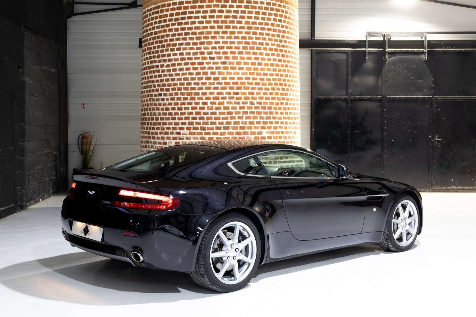 Aston Martin Vantage 4.7L 426 CH - 2011 - Joinsteer - #2