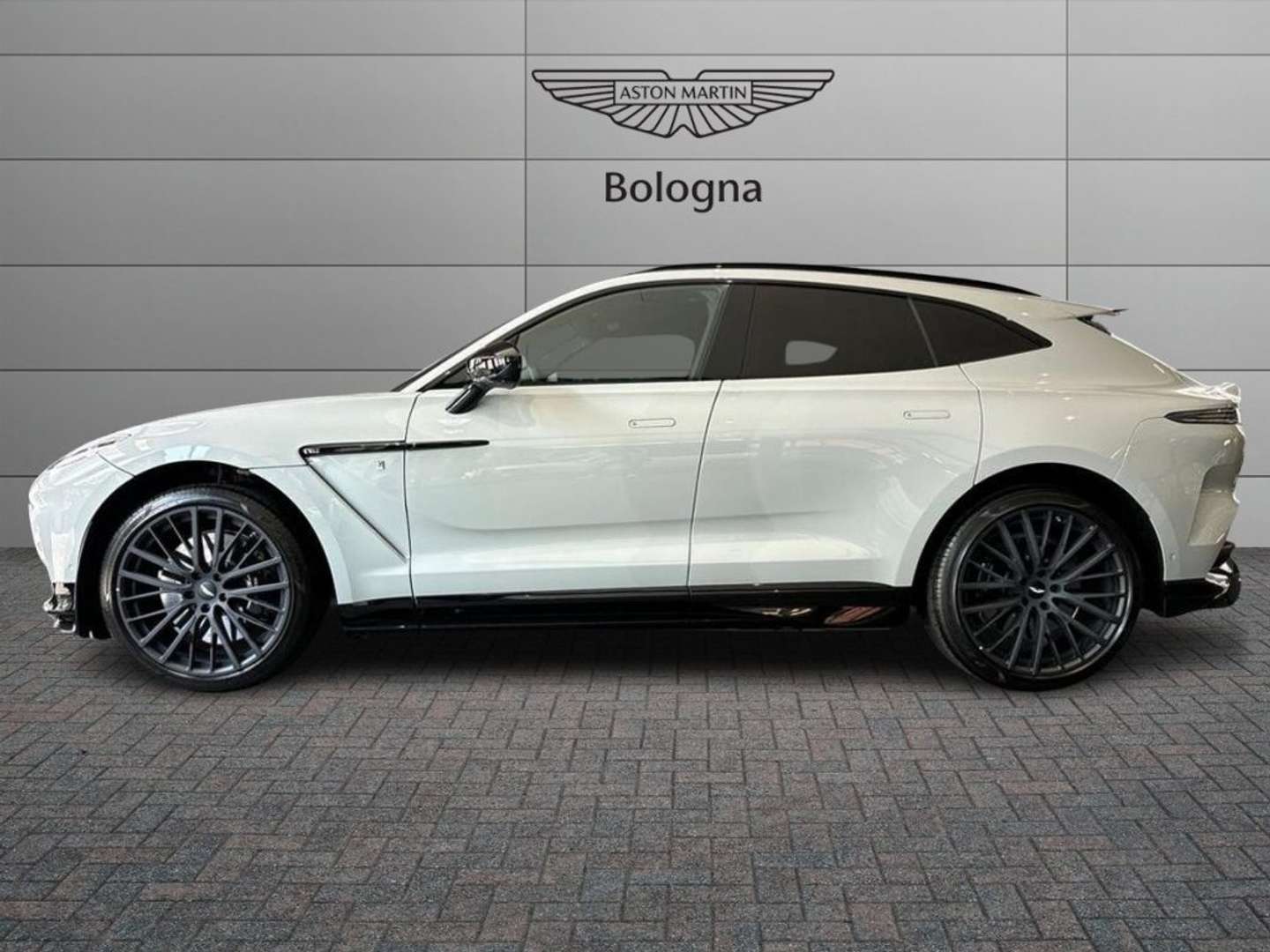 Aston Martin DBX 707 4.0 Auto - 2024 - Joinsteer - #3