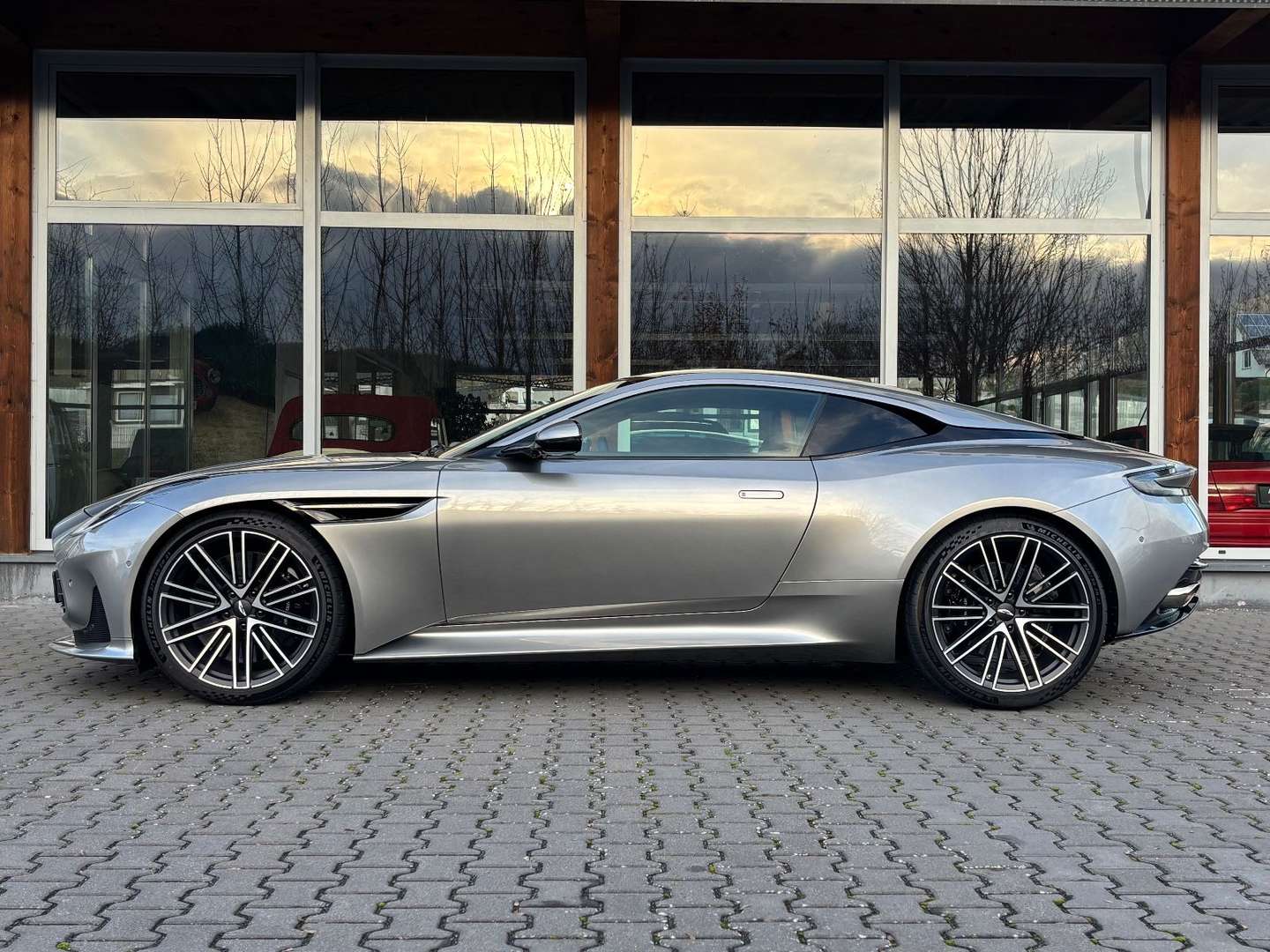 Aston Martin DB12 4.0 V8 Keramik - 2024 - Joinsteer - #4