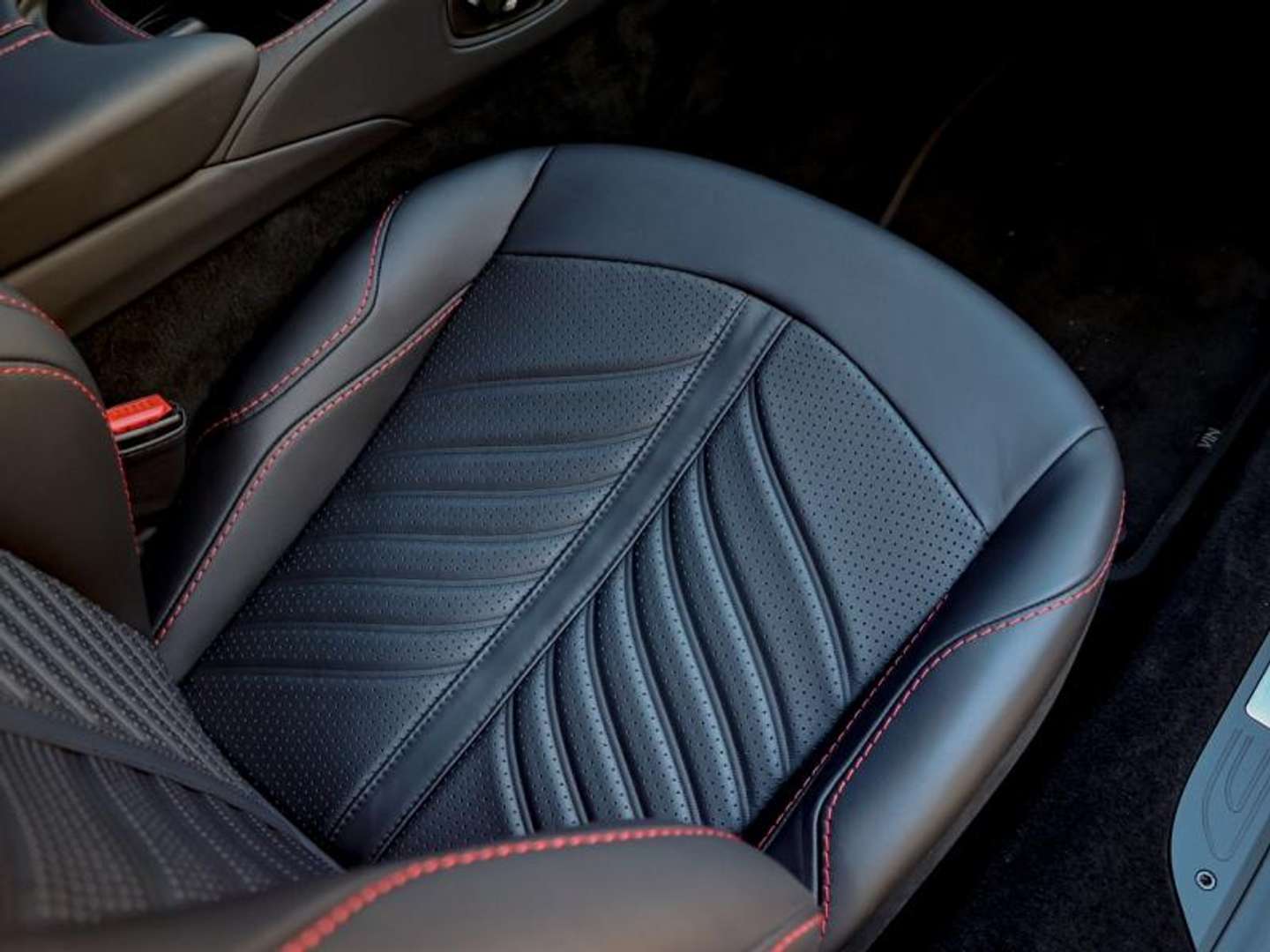 Aston Martin Vantage Bi-turbo 5.2 700ch - 2022 - Joinsteer - #5
