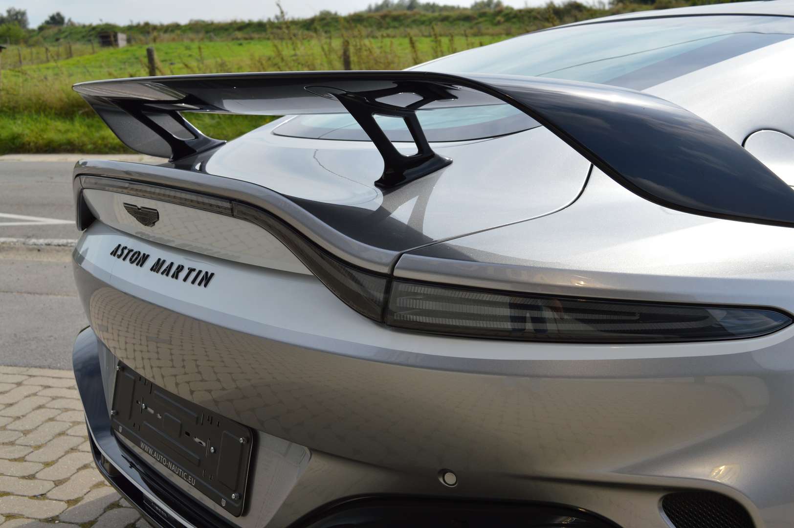 Aston Martin Vantage Coupe 5.2i V12 édition Limitée - 2022 - Joinsteer - #5