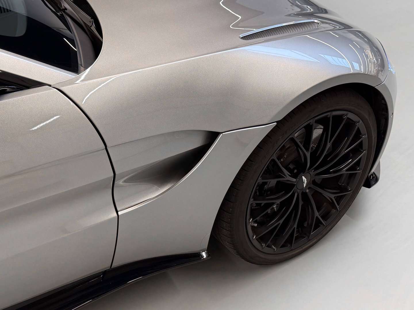 Aston Martin Vantage - 2023 - Joinsteer - #7