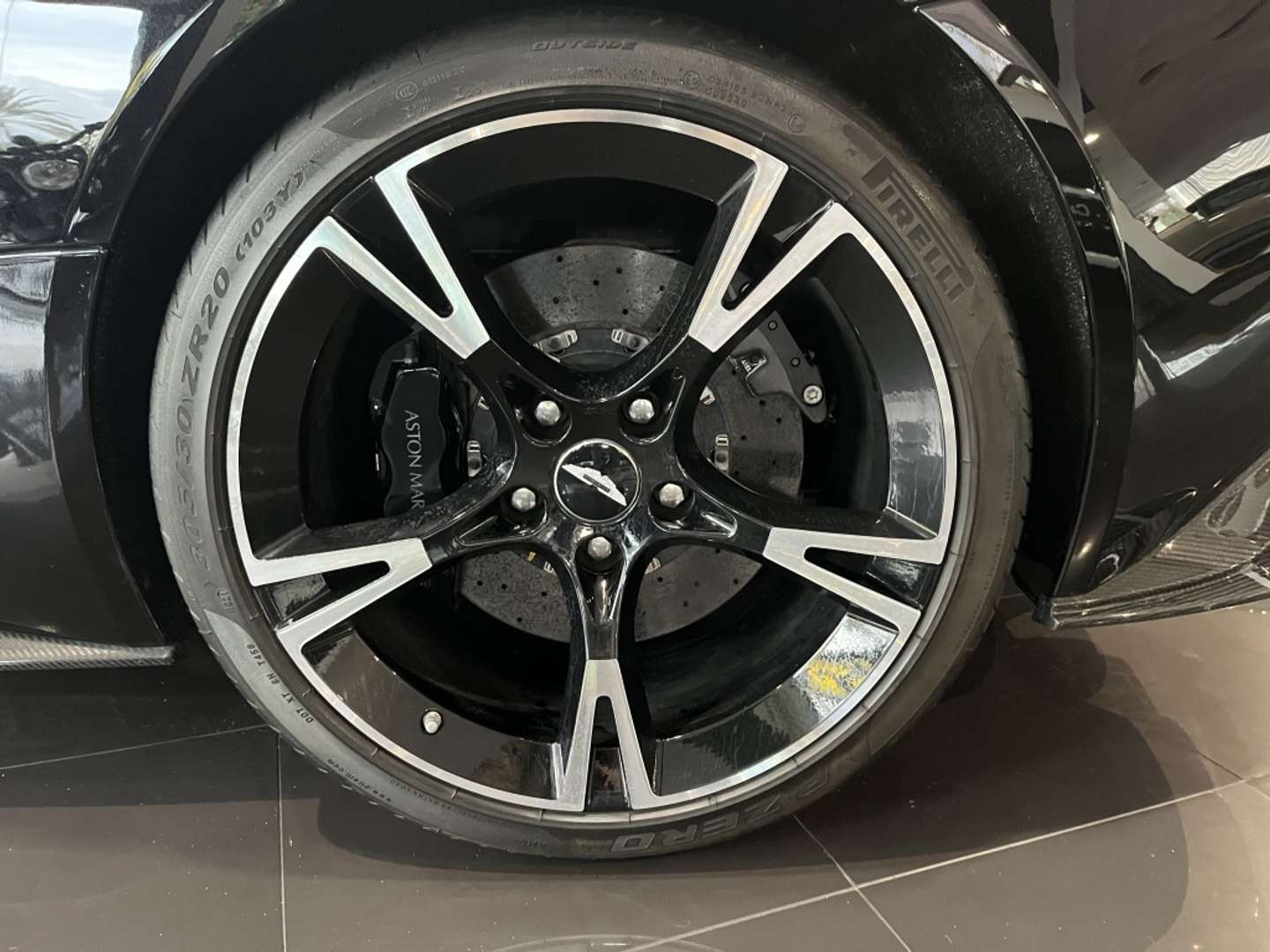 Aston Martin Vanquish Deportivo - 2016 - Joinsteer - #10