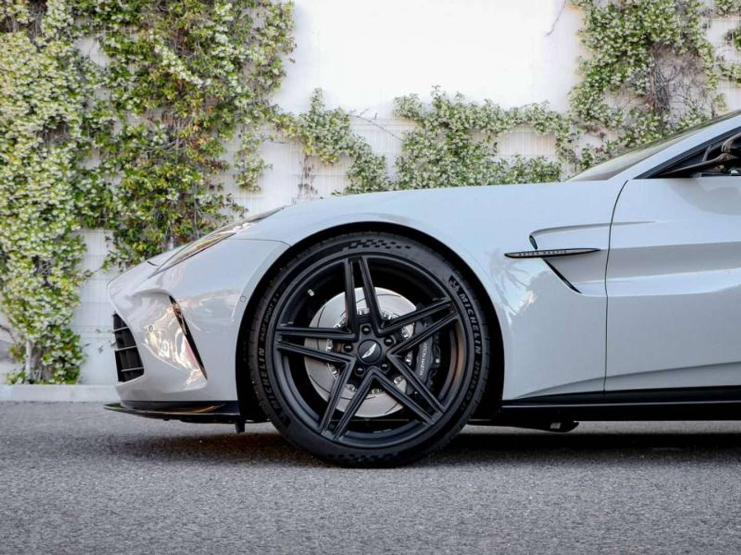 Aston Martin Vantage 4.0 665ch - 2024 - Joinsteer - #6