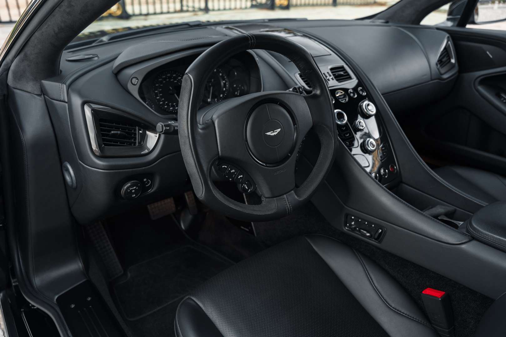 Aston Martin Vanquish Coupé Touchtronic III - 2016 - Joinsteer - #7