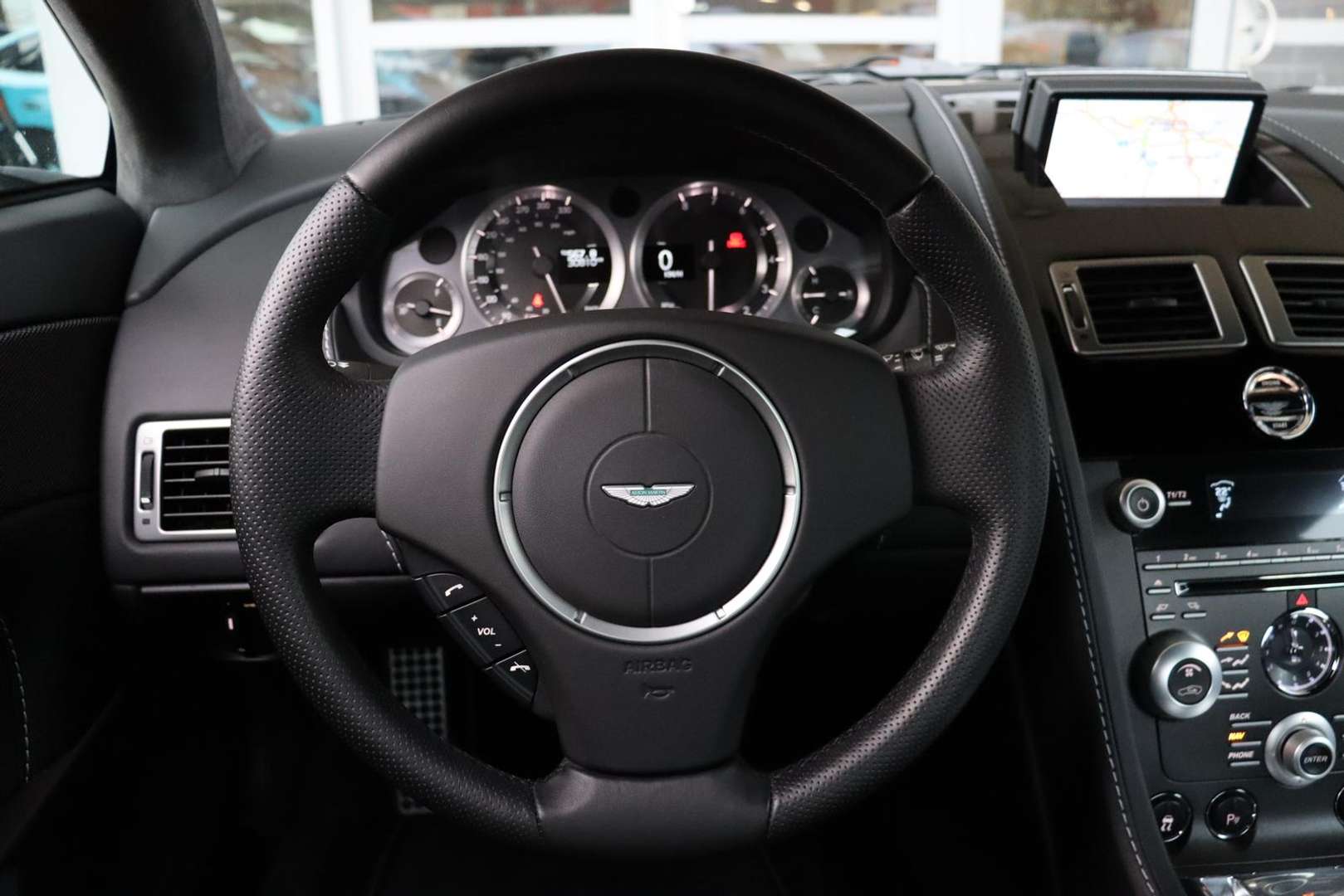 Aston Martin V8 Coupé 4.7 - 2010 - Joinsteer - #12