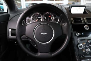 Aston Martin V8 Coupé 4.7 — photo 12