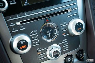 Aston Martin Rapide 6.0 V12 — photo 9