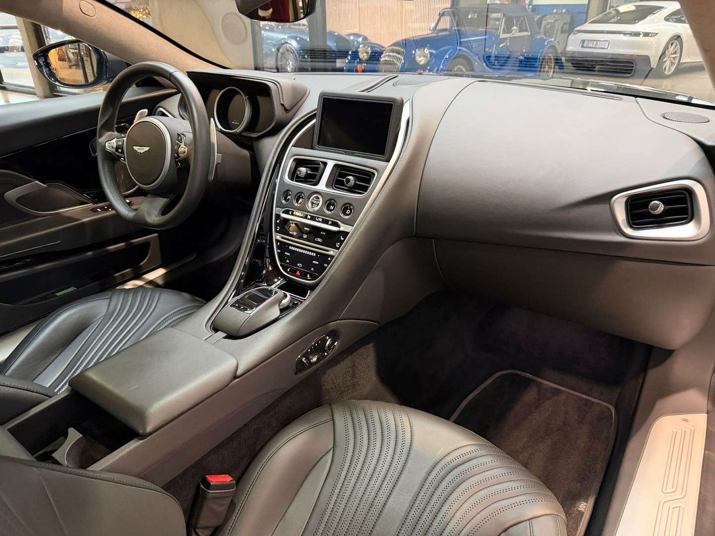 Aston Martin DB11 5.2 V12 AMR - 2017 - Joinsteer - #9